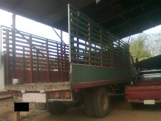 ขาย6ล้อใหญ่เครื่อง165 Isuzu ยาว6.5เมตร