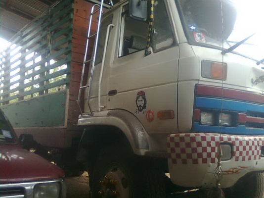 ขาย6ล้อใหญ่เครื่อง165 Isuzu ยาว6.5เมตร