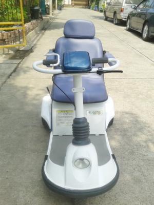 ขายขาดทุนรถไฟฟ้า 3 ล้อ SUZUKI สำหรับคนแก่หรือคนพิการ เพิ่งมาจากญี่ปุ่น