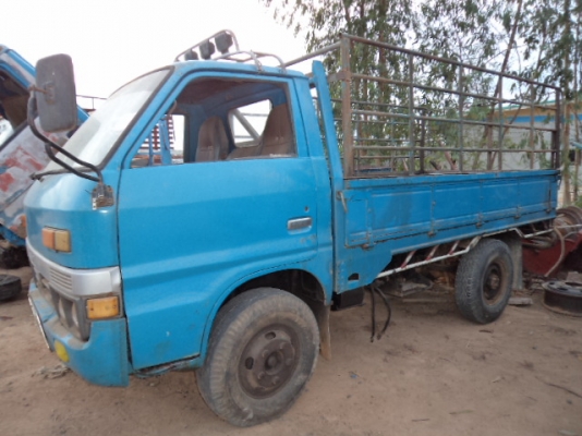 ขายรถอีซูซุ4ล้อกลาง เครื่อง74แรง สภาพดีพร้อมใช้งานคับ