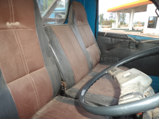 ขายรถอีซูซุ4ล้อกลาง เครื่อง74แรง สภาพดีพร้อมใช้งานคับ