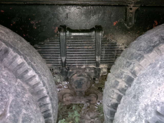 รถอิซูซุ 10 ล้อดั๊ม 240 แรงม้า ปี 36  ( ขาวทำฟ้า ) สนใจติต่อ 081 - 6079515