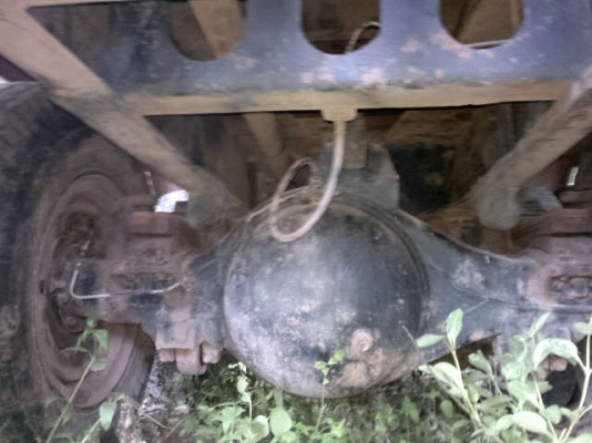 รถอิซูซุ 10 ล้อดั๊ม 240 แรงม้า ปี 36  ( ขาวทำฟ้า ) สนใจติต่อ 081 - 6079515