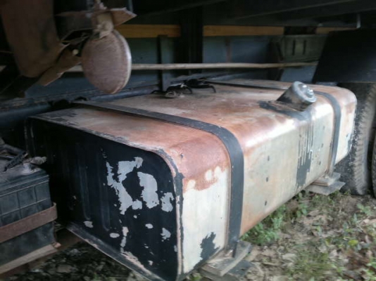 รถอิซูซุ 10 ล้อดั๊ม 240 แรงม้า ปี 36  ( ขาวทำฟ้า ) สนใจติต่อ 081 - 6079515