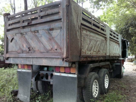 รถอิซูซุ 10 ล้อดั๊ม 240 แรงม้า ปี 36  ( ขาวทำฟ้า ) สนใจติต่อ 081 - 6079515