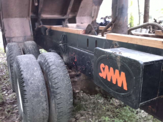 รถอิซูซุ 10 ล้อดั๊ม 240 แรงม้า ปี 36  ( ขาวทำฟ้า ) สนใจติต่อ 081 - 6079515