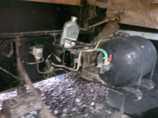 รถอิซูซุ 10 ล้อดั๊ม 240 แรงม้า ปี 36  ( ขาวทำฟ้า ) สนใจติต่อ 081 - 6079515