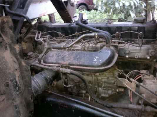 รถอิซูซุ 10 ล้อดั๊ม 240 แรงม้า ปี 36  ( ขาวทำฟ้า ) สนใจติต่อ 081 - 6079515