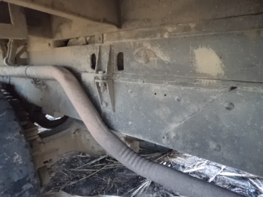 ขายรถ10ล้อ2เพลาฮีโน่FN215K  สภาพดีพร้อมใช้งานคับ