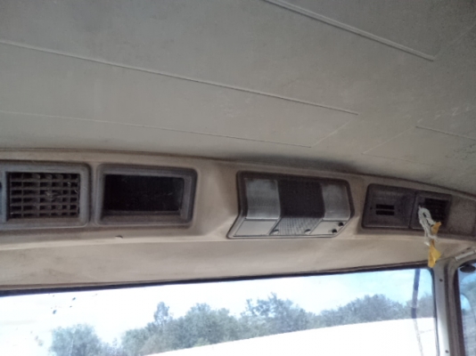 ขายรถ10ล้อ2เพลาฮีโน่FN215K  สภาพดีพร้อมใช้งานคับ