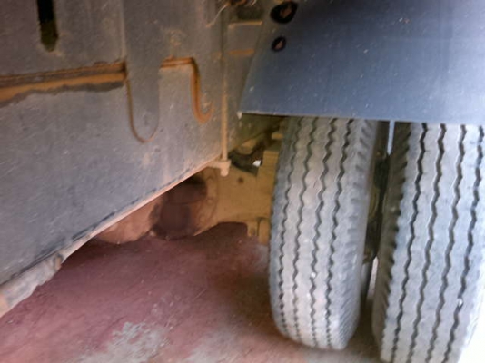 รถฮีโน่ 10 ล้อดั๊ม FM226   220 แรงม้า สนใจติดต่อ 081 - 6079515