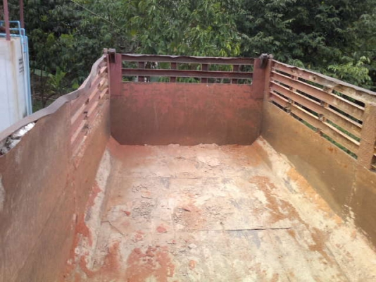 รถฮีโน่ 10 ล้อดั๊ม FM226   220 แรงม้า สนใจติดต่อ 081 - 6079515