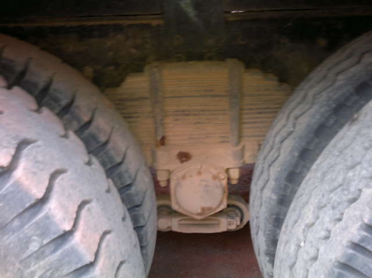 รถฮีโน่ 10 ล้อดั๊ม FM226   220 แรงม้า สนใจติดต่อ 081 - 6079515