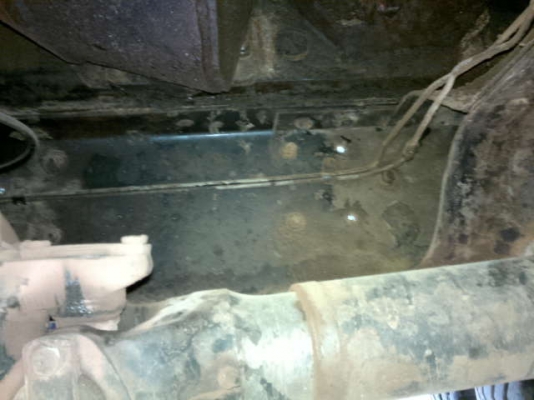 รถฮีโน่ 10 ล้อดั๊ม FM226   220 แรงม้า สนใจติดต่อ 081 - 6079515