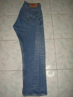 # 8582 # ยีนส์ Levi's 501 ผ้าทราย ของแท้ มือสอง เอว 34 ยาว 26 ตะเข็บสวยๆๆ # 8582 # ยีนส์ Levi's 501 ผ้าทราย ของแท้ มือสอง เอว 34 ยาว 26 ตะเข็บสวยๆๆ