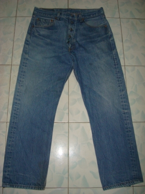 # 8582 # ยีนส์ Levi's 501 ผ้าทราย ของแท้ มือสอง เอว 34 ยาว 26 ตะเข็บสวยๆๆ