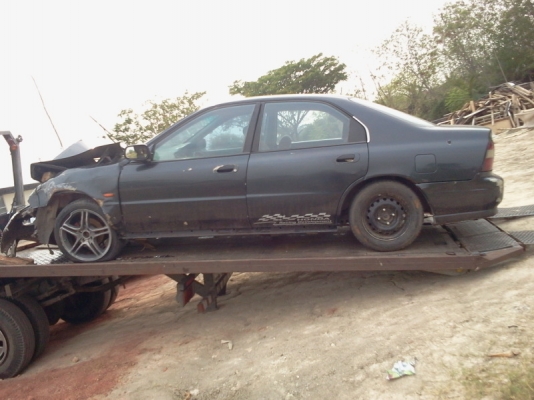 ขายซาก Honda แอคคอท ปี94 ชนหน้ามา ไม่มีทะเบียนะคับเอาไปอะไหล่กัน ขายซาก Honda แอคคอท ปี94 ชนหน้ามา ไม่มีทะเบียนะคับเอาไปอะไหล่กัน