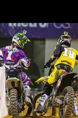 ขายกล้องติดหมวก/โมโตครอส/เอ็นดูโร่/ไซเคิลครอส  ด่วนนะครับ