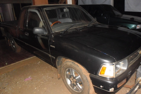 ***ขายแล้วครับขอบคุณ Truck2hand ขาย กระบะแค็ป เดิมๆบางๆ TOYOTA, HILUX MIGHTY-X 2.5 ปี35/92 เครื่องเดิมๆแห้งๆ แรงดี ไม่หลวมไม่เยิ้ม เกียร์ดีไม่หลุด ช่วงล่างแน่น คัสซีสวยไม่มีผุ ไม่มีดาม กระบไม่ผุ ภายในสวยคอนโซลครบ แอร์ พ.พาวเวอร์ พร้อม พื้นปูกระบะ แม็กของV