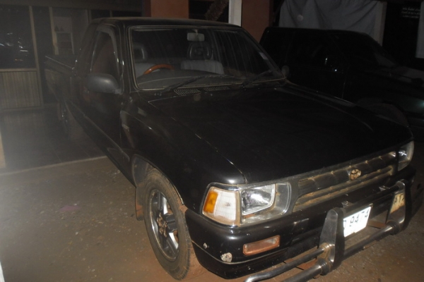 ***ขายแล้วครับขอบคุณ Truck2hand ขาย กระบะแค็ป เดิมๆบางๆ TOYOTA, HILUX MIGHTY-X 2.5 ปี35/92 เครื่องเดิมๆแห้งๆ แรงดี ไม่หลวมไม่เยิ้ม เกียร์ดีไม่หลุด ช่วงล่างแน่น คัสซีสวยไม่มีผุ ไม่มีดาม กระบไม่ผุ ภายในสวยคอนโซลครบ แอร์ พ.พาวเวอร์ พร้อม พื้นปูกระบะ แม็กของV