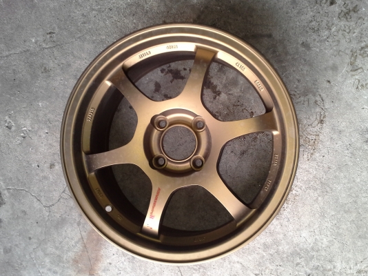 ขายล้อซิ่งขอบ15 ถูกๆครับมี2ชุด