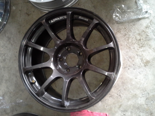 ขายล้อRG-Sขอบ17 กว้างหน้า8หลัง9 มือ2 ถูกๆ 12000.-