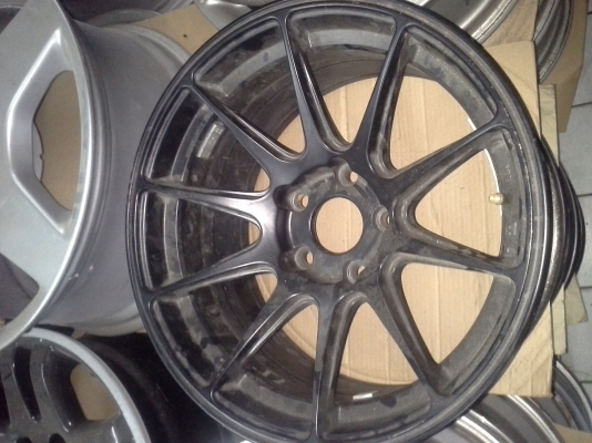 ขายล้อXXR 527 ขอบ17 กว้าง8 มือ2 ถูกๆ 11000.-