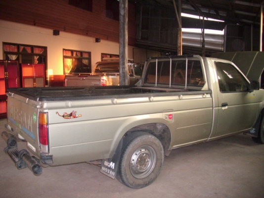 ขายรถนิสัน BIG-M ติดตั้งแก๊สLPG 85,000 บาท เจ้าของขายเองต่อรองได้ มหาสารคาม 083-3378697