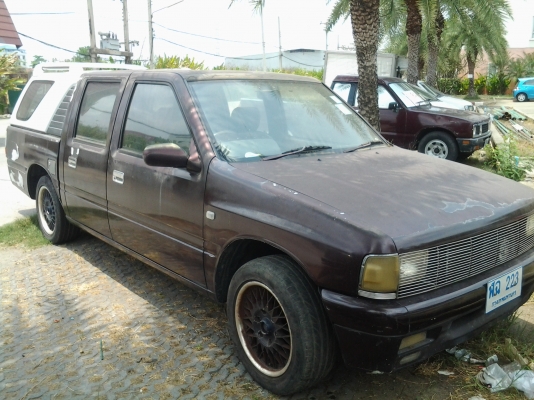 อีซูซุ 4 ประตู เครื่อง j