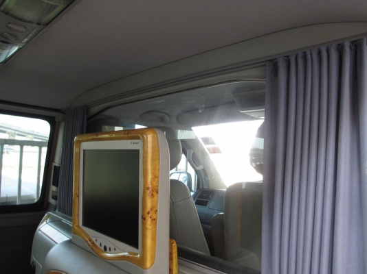 รายละเอียด ขาย VOLKSWAGEN, CARAVELLE 2.5 TDI ปี 05 สวยตามรูปรถผู้บริหารวิ่งน้อยมาก