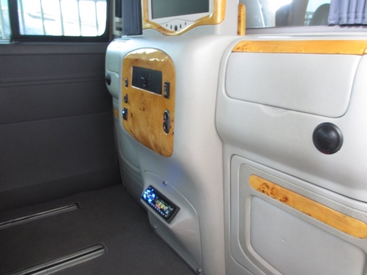 รายละเอียด ขาย VOLKSWAGEN, CARAVELLE 2.5 TDI ปี 05 สวยตามรูปรถผู้บริหารวิ่งน้อยมาก