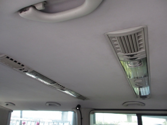 รายละเอียด ขาย VOLKSWAGEN, CARAVELLE 2.5 TDI ปี 05 สวยตามรูปรถผู้บริหารวิ่งน้อยมาก