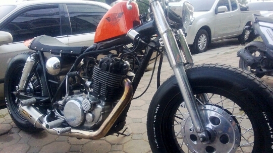 Sr 400 วินเทจ แนว อังกฤษ อินวอย สพม สร้างใหม่