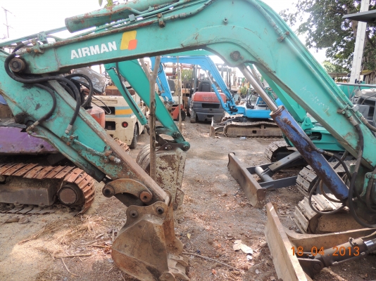 ประกาศขายรถขุด AIRMAN AX30