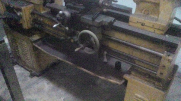 ขายเครื่องกลึงต้าชิง 5ฟุต ราคา 100,000
