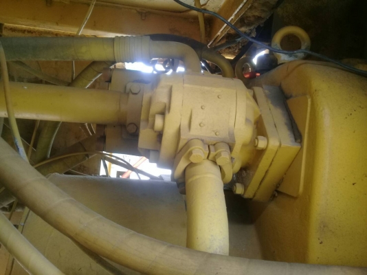 ขายด่วนรถตักล้อยาง