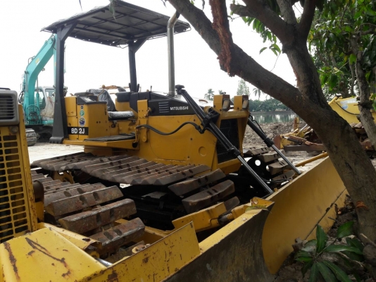 ขายจ้า .รถดันดิน...MITSUBISHI  BD2G  Z  เก่านอกแท้...แทรค ใหญ่  สภาพสวย  ชั่วโมงน้อย...พร้อมใช้  โทร 089-3818694  ดวงนภา