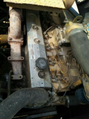 ขายโคมัสสึ 120-3 0985947837 ขายโคมัสสึ 120-3 0985947837