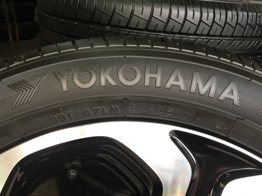 ล้อแม็ก Honda HR-V ตัวท๊อป ขอบ 17พร้อมยางป้ายแดง Yokohama 215-55-17 ปี 17 แม็กสวย ยางมีตุ่ม