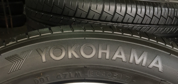 ยางป้ายแดง Yokohama 215-55-17 ปี 17