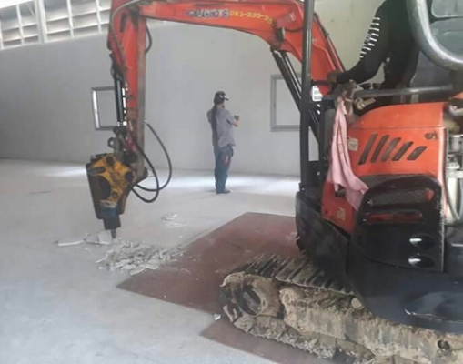 ขายรถแบ็คโฮ  KUBOTA รุ่น pc 30 สภาพดีมาก  ใช้งานได้ดี    ติดต่อ คุณที  โทร:  085-239-9516   โทร: 095-354-6616  Line  Id: teepunya