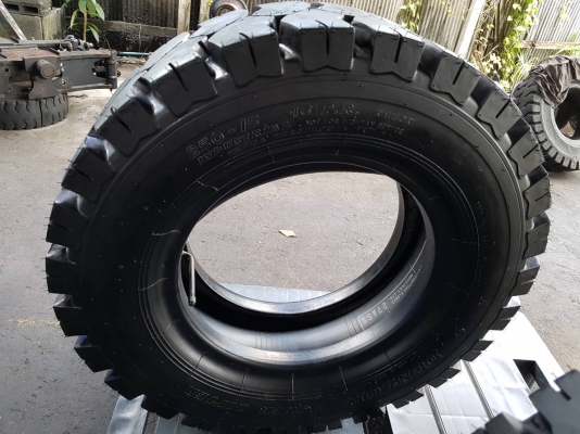 ขายยางลม ( ญี่ปุ่น ) รถยกโฟล์คลิฟท์ขนาด 600-15