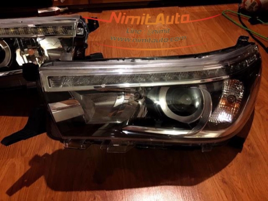 ไฟหน้า Toyota Revo Led 2013