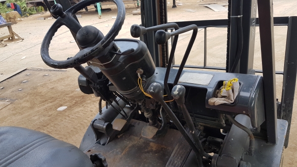 ขายรถยกtoyota..ดีเซล2ตัน...ดีเซล