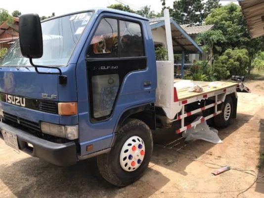6ล้อท้ายลาด ISUZU วางเครื่อง120 คัทซีสวย เล่มพร้อม พร้อมใช้งาน ราคาต่อรองได้  ติดต่อ 0872976734