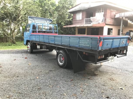 6ล้อคาร์โก้ ISUZU NPR59PU5M ยาว5เมตร คัทซีสวย เครื่องดี เล่มพร้อม ราคาต่อรองได้ ติดต่อ 0872976734