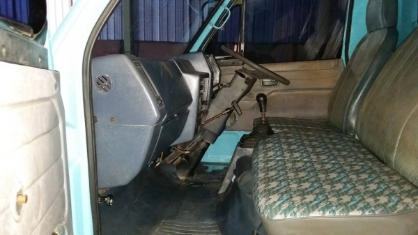 6ล้อคาร์โก้ ISUZU NKR110 แรงม้า แท้ห้าง สภาพเดิมๆ สวยๆ พร้อมใช้งาน คัทซีสวย เครื่องดี เล่มพร้อม ราคาคุยได้ สอบถาม0872976734