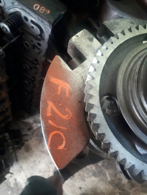 ข้อเหวี่ยง HINO F21C  STD