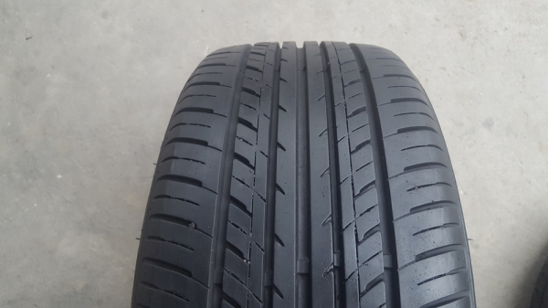 ขายยาง195/50/15 ปี 15 DEESTONE 2 เส้น