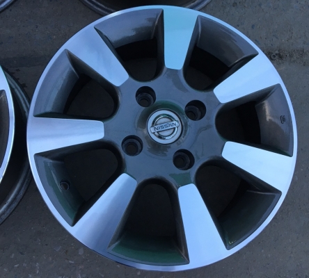 ล้อแม็ก Nissan Tida ขอบ 15 สีเทาหน้าเงา
